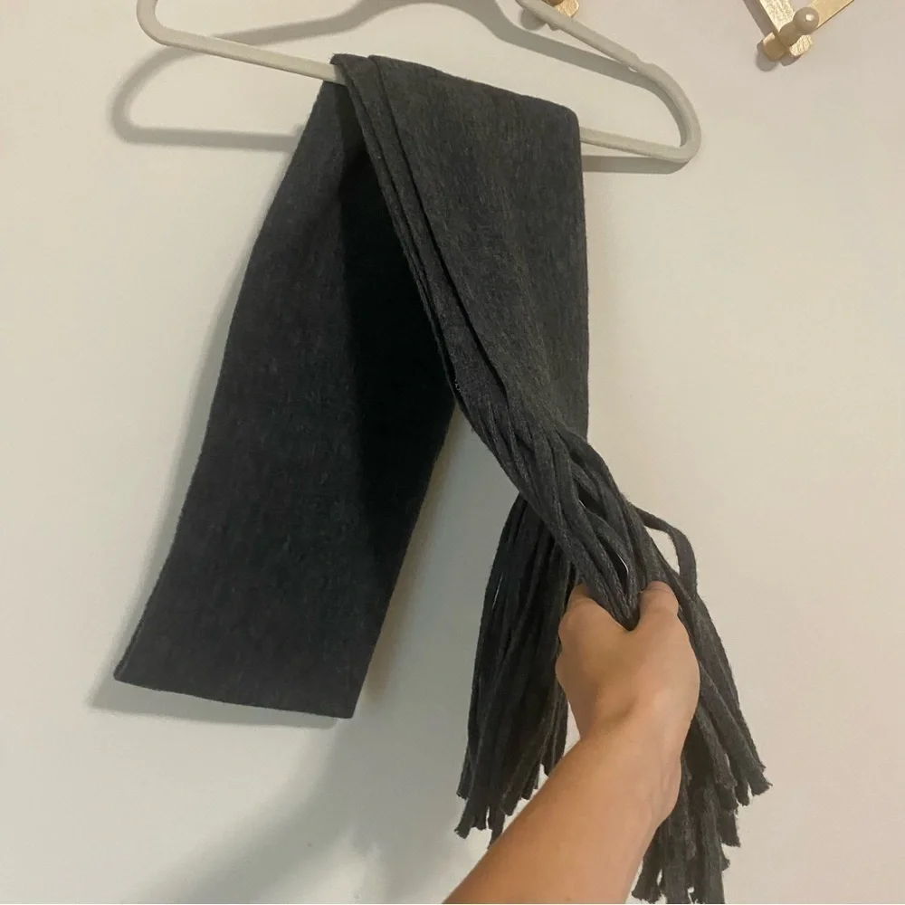NWT Lucky Brand Gray Soft Scarf with Fringe/Tassel Ends